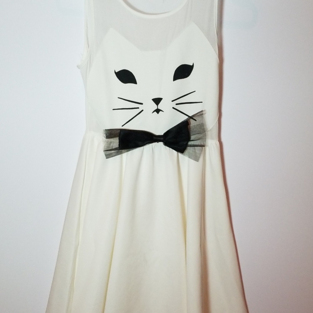 White cat dress - Picture 1 of 2